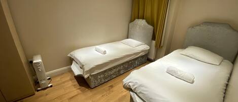 4 bedrooms, free WiFi, bed sheets