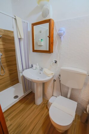 Hair dryer, towels