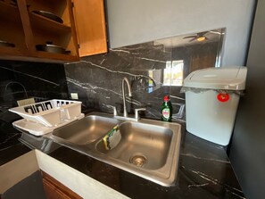 Coffee/tea maker, cookware/dishes/utensils, spices, lobster pot - Serenity Apartment (Loreto)