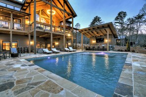 Pool - Creekside Mountain Manor|Luxury|Pool|Creek Access (Epworth)