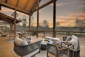 Outdoor dining - 15% off December-March Please Inquire (Epworth)