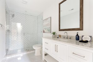 Hair dryer - The Parthenon Suites | 2 Blocks to King St! (Charleston)