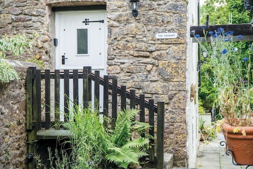 The Granary - One Bedroom Cottage - St Florence