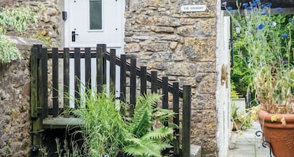 The Granary - One Bedroom Cottage - St Florence