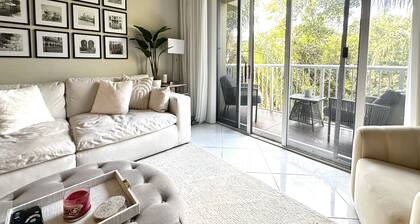 Modern & Cozy Beach Condo