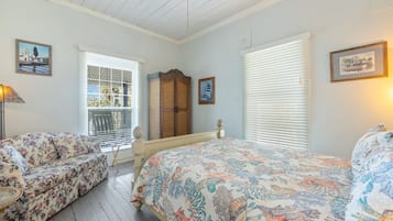 1 bedroom, travel crib, free WiFi, bed sheets