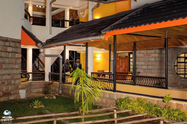 Deluxe Villa, Resort View | Terrace/patio - Turaco Intercounty Resort Limited  (Kisumu)