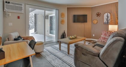 Jelinek Hideaway Unit 5 - Modern 2BR Apartment