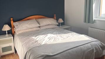 3 bedrooms, iron/ironing board, travel cot, WiFi