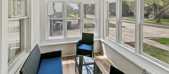 New updated home w/ porch and Fenced yard in DT Libertyville Near Naval Base