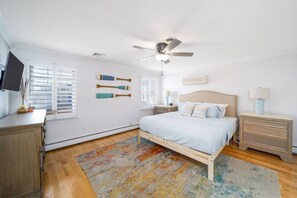 Desk, iron/ironing board, travel cot, free WiFi