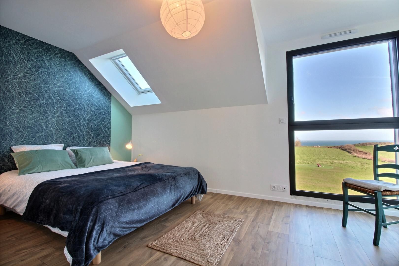 2 chambres, fer et planche à repasser, Wi-Fi gratuit, draps fournis