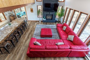 TV connectée, cheminée