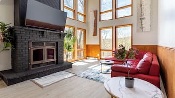 TV connectée, cheminée