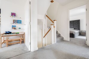 4 sovrum, strykjÀrn/strykbrÀda, wi-fi och sÀngklÀder
