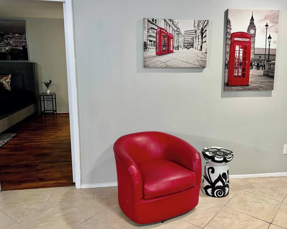Photo 39 of NRG/Med Center Cozy Chic City Condo