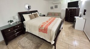 1 bedroom, desk, iron/ironing board, free WiFi