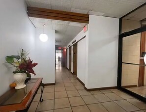 Interior - Charming 2-bedroom apartment in vibrant San Juan, near La Placita and Choliseo (San Juan)