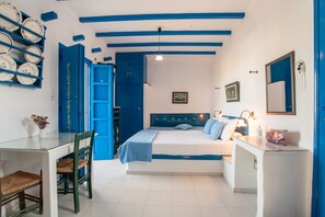1 habitación, tabla de planchar con plancha, wifi gratis y ropa de cama 