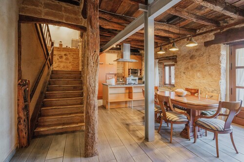 Country House 'La Mambla De La Ribera' with Mountain View, Private Garden and Wi-Fi