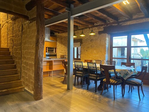 Finca 'La Mambla De La Ribera 2' mit Bergblick, Gemeinschaftsgarten und Wi-Fi