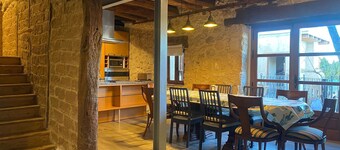 Country House 'La Mambla De La Ribera 2' with Mountain View, Shared Garden and Wi-Fi