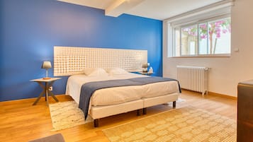 1 chambre, fer et planche Ă repasser, Wi-Fi gratuit, draps fournis