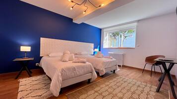 1 chambre, fer et planche Ă repasser, Wi-Fi gratuit, draps fournis