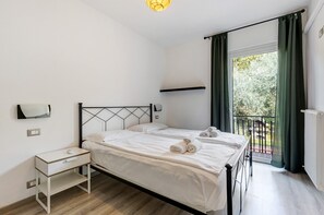 2 habitaciones, tabla de planchar con plancha y wifi gratis 