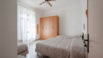 2 camere, ferro/asse da stiro, Wi-Fi gratuito, lenzuola