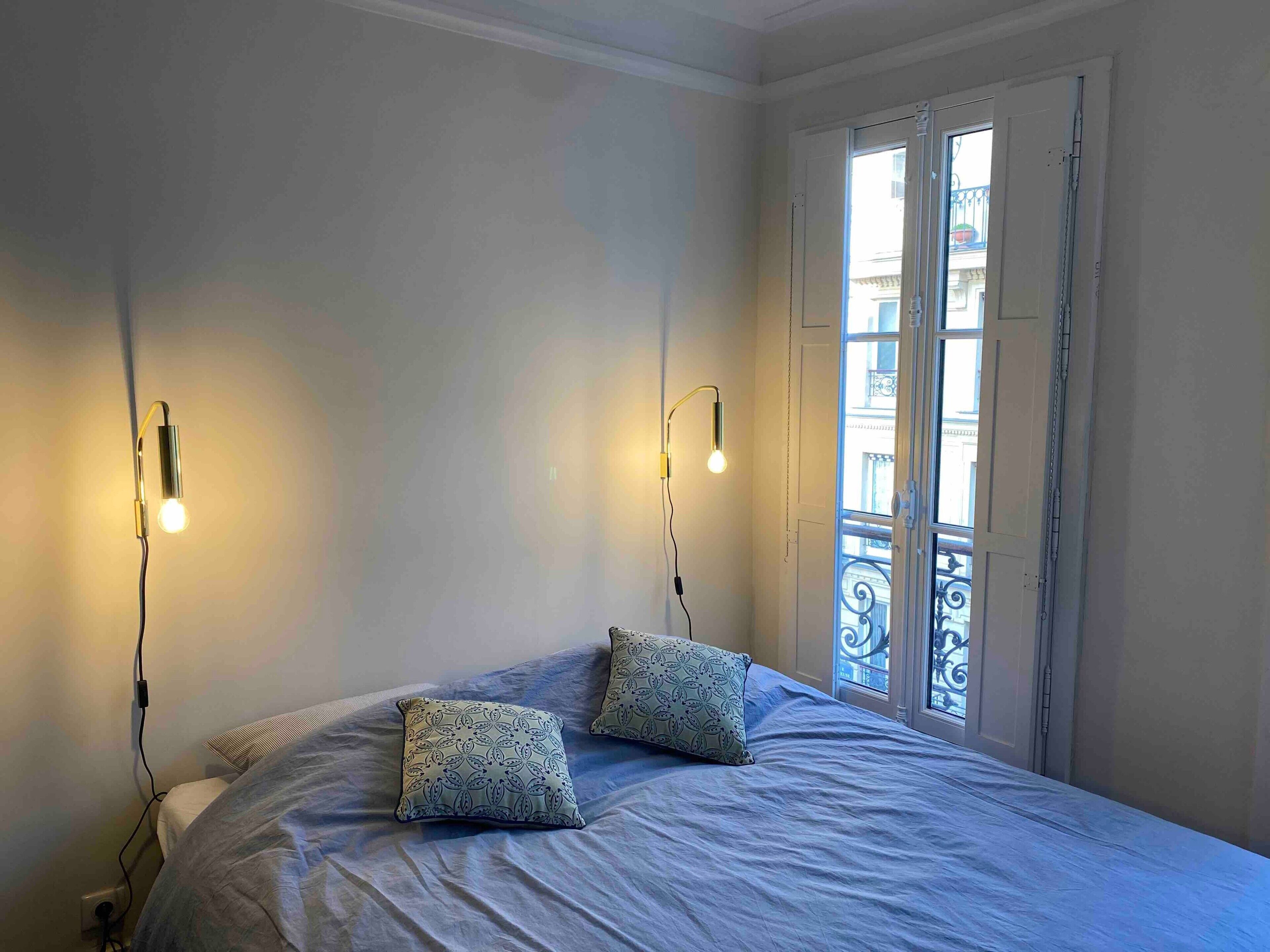 1 dormitori, planxa i posts de planxar, wifi gratuïta i roba de llit 