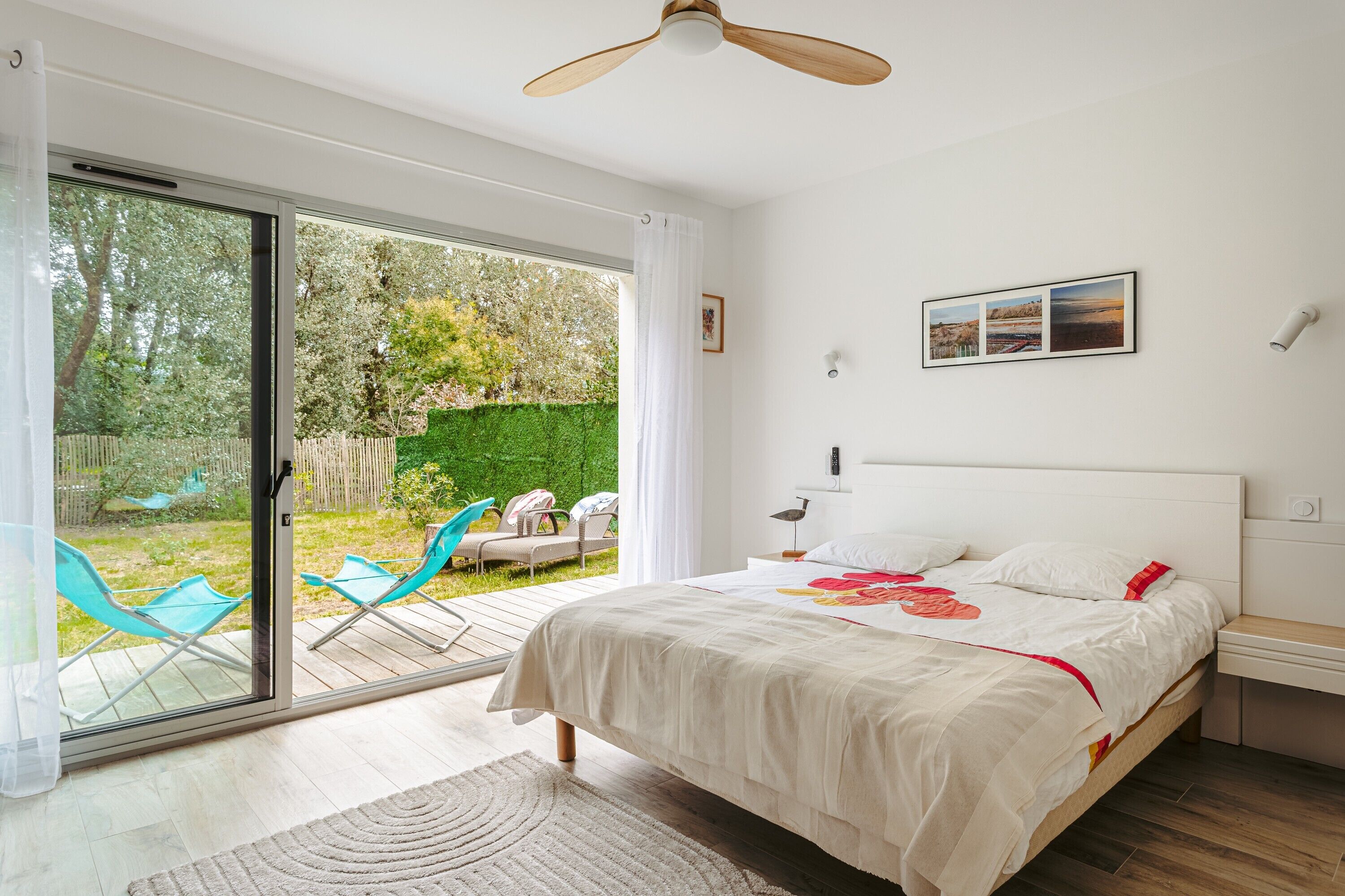 4 bedrooms, iron/ironing board, free WiFi, bed sheets