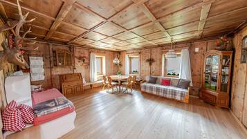 4 camere, Wi-Fi gratuito, lenzuola
