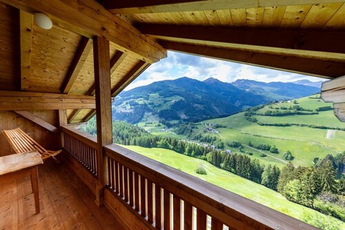 Ferienwohnung 'Schafschelle' mit Bergblick, Gemeinschaftsgarten und Wi-Fi
