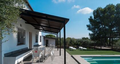 Casa rural 'Valle Verde' con piscina privada, Wi-Fi y aire acondicionado