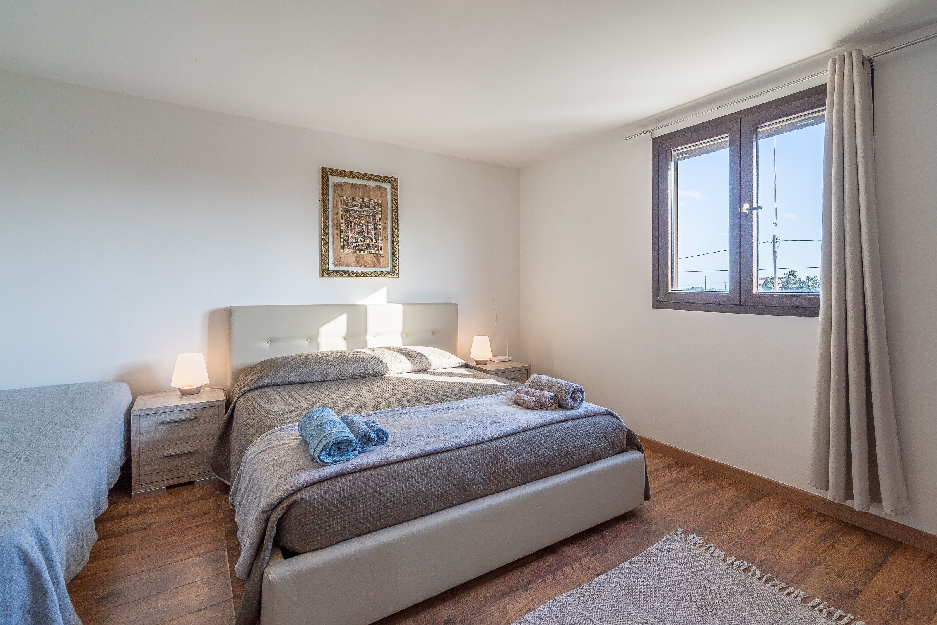 4 多间卧室、熨斗/熨衣板、免费 WiFi、床单