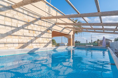 Villa 'Marta Maria Con Giardino' with Private Pool, Wi-Fi and Air Conditioning