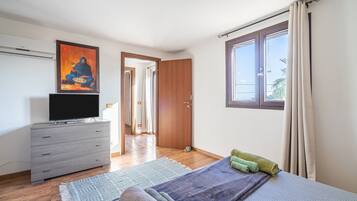 4 habitaciones, tabla de planchar con plancha y wifi gratis