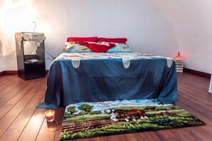 1 bedroom, free WiFi, bed sheets