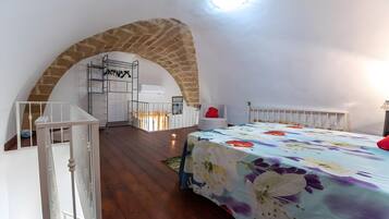 1 chambre, Wi-Fi gratuit, draps fournis