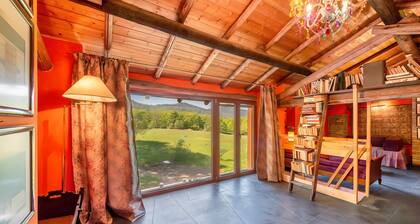 Cabin 'Casa Di Caccia' with Mountain View, Wi-Fi and Air Conditioning