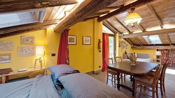 2 chambres, Wi-Fi gratuit, draps fournis