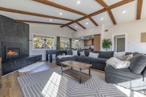 Smart TV, fireplace, table football