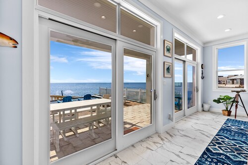 Waterfront Beach House→Jetty & Private Gulf Beach🏖️ 🎣🏄 🐾