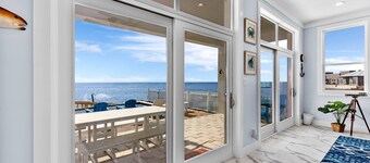 Waterfront Beach House→Jetty & Private Gulf Beach🏖️ 🎣🏄 🐾