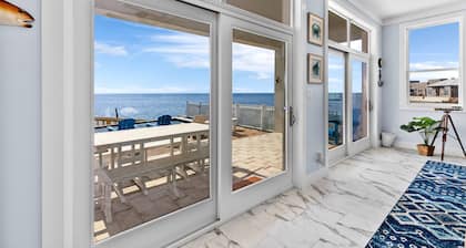 Waterfront Beach House→Jetty & Private Gulf Beach🏖️ 🎣🏄 🐾