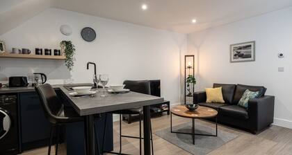 Gorgeous 1 Bed Apartment in Central Cheltenham