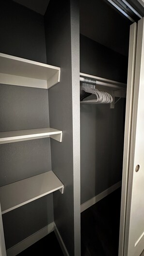 Interior - ~Remodeled Mtn View Condo, Hot Tub, Modern, Fast WiFi~ (Boulder)