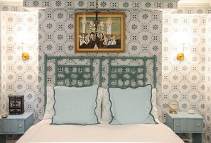 1 Schlafzimmer, Schreibtisch, Bügeleisen/Bügelbrett, Reisekinderbett