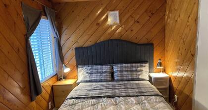 Spacious 4-bedroom villa in charming West Covina with AC, WiFi